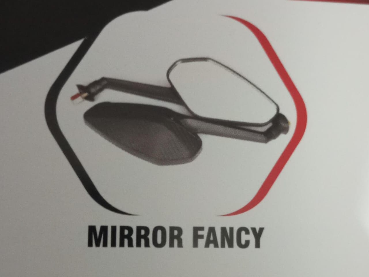 Mirror (shine,chrome,fancy)